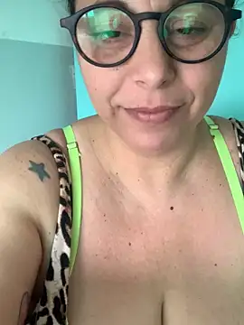 LupeLok online show from 11-06-25, 05:17