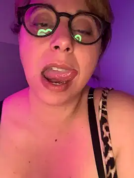 LupeLok online show from 11-05-25, 05:21