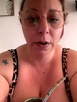 LupeLok online show from 11-22-25, 08:29