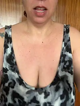 LupeLok online show from 04-03-26, 03:07