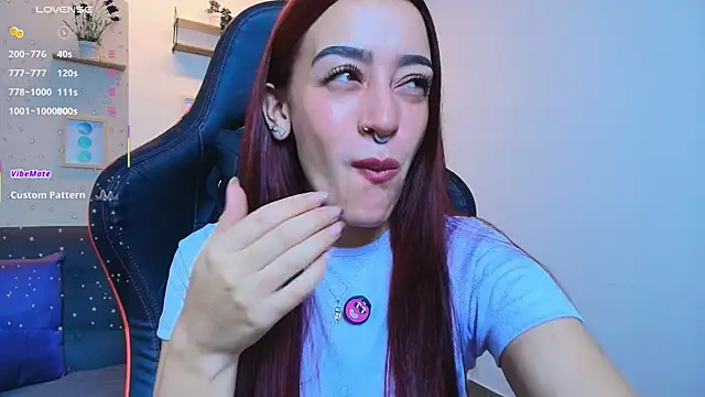 ViolethRosse online show from 12-22-25, 11:49