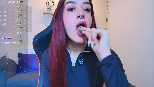 ViolethRosse online show from 04-11-26, 02:08