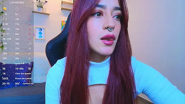 ViolethRosse online show from 04-10-26, 01:45