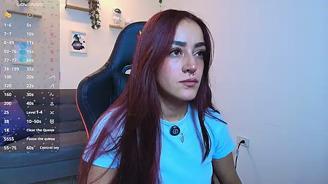 ViolethRosse online show from 10-18-25, 05:37