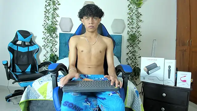  taylor black online show from 10-08-25, 10:54