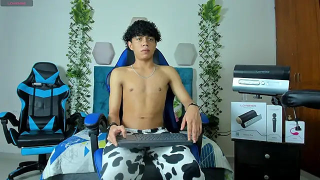  taylor black online show from 09-30-25, 09:32