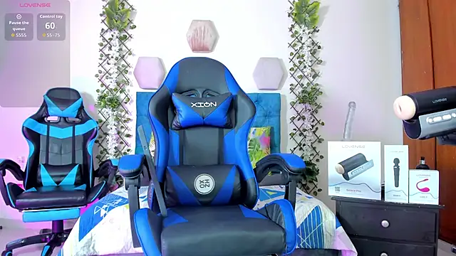  taylor black online show from 09-30-25, 12:16