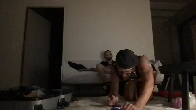 Snapshot of Zaak91190 chatting on 09-17-25, 10:01 Zaak91190 online show from 09-17-25, 10:01