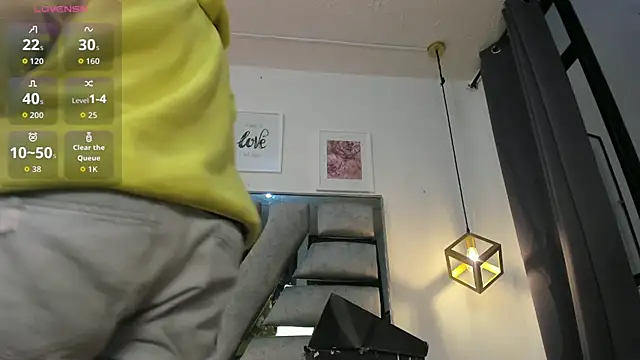 lianfox  online show from 02-28-26, 12:27