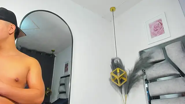 Snapshot of lianfox_ chatting on 06-19-26, 12:22 lianfox online show from 06-19-26, 12:22