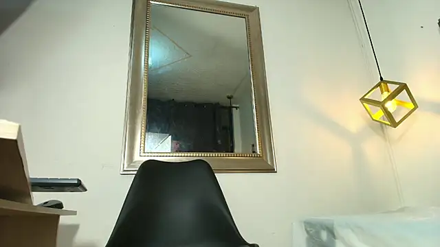 lianfox  online show from 09-26-25, 12:34