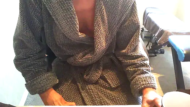 Snapshot of rogpb chatting on 09-24-25, 08:43 rogpb online show from 09-24-25, 08:43