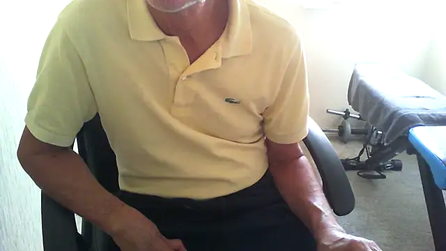 Snapshot of rogpb chatting on 10-12-25, 01:01 rogpb online show from 10-12-25, 01:01