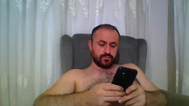 Snapshot of micheal3467 chatting on 10-10-25, 10:43 micheal3467 online show from 10-10-25, 10:43