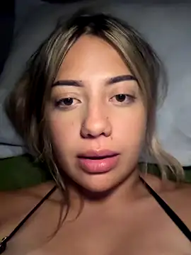 MissCat  online show from 10-26-25, 02:23