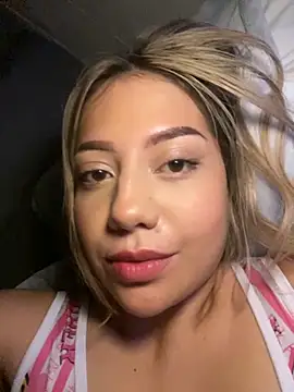 MissCat  online show from 10-10-25, 02:01