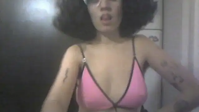Snapshot of loliporomero chatting on 05-01-26, 01:10 loliporomero online show from 05-01-26, 01:10