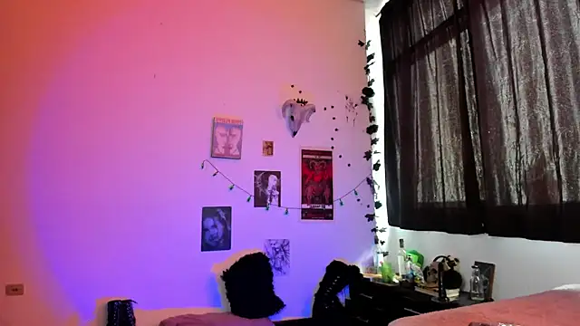 kattusauruss online show from 10-28-25, 08:08