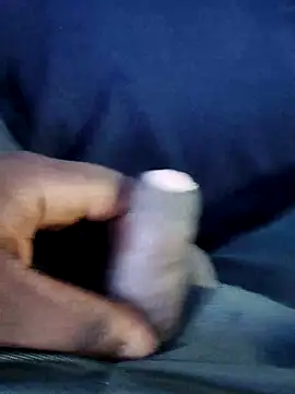 Saikishore00000 online show from 10-02-25, 12:41