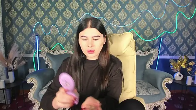 Neyla Charm online show from 11-06-25, 08:02