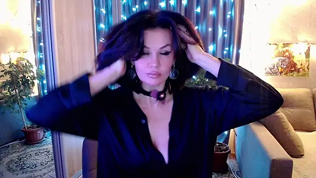 CollenRodrigezz zz online show from 10-31-25, 12:57