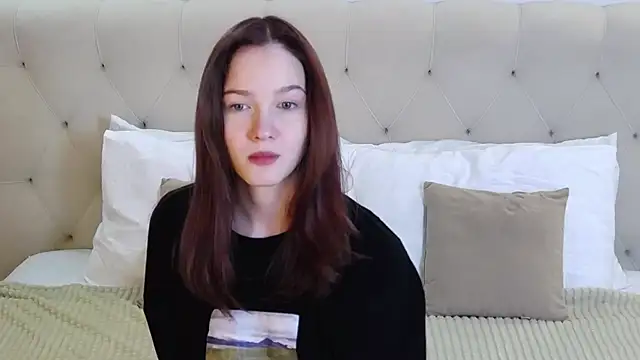 MichelleRoux online show from 11-04-25, 01:26