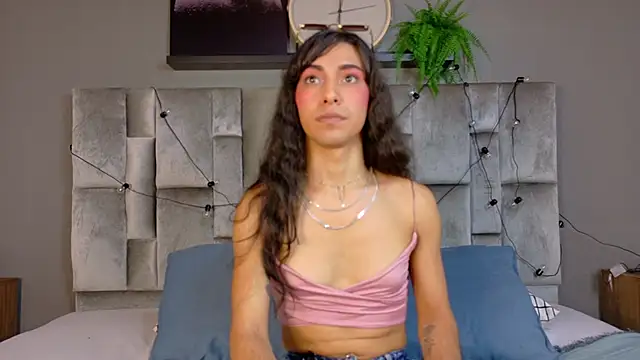 TiffValentinee  online show from 11-10-25, 08:03