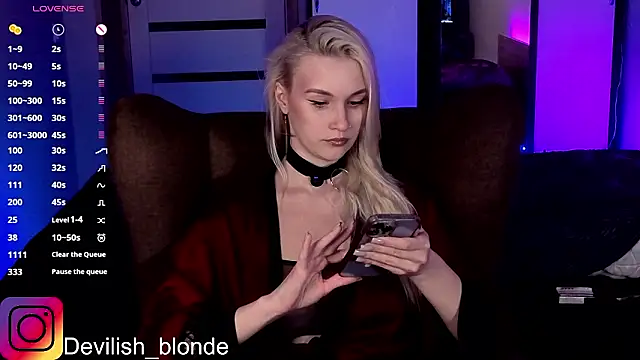 HitchcocianBlonde online show from 02-19-26, 07:00