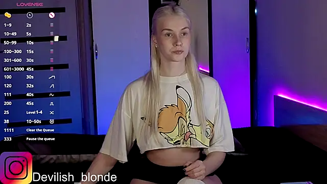 HitchcocianBlonde online show from 11-29-25, 05:24