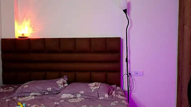 Gulaboo100 online show from 10-16-25, 04:04