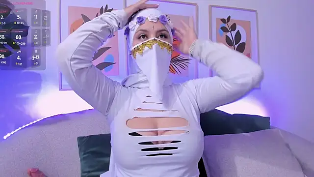 Snapshot of crystal_peed chatting on 10-11-25, 09:54 crystal peed online show from 10-11-25, 09:54