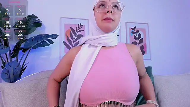 Snapshot of crystal_peed chatting on 09-12-25, 11:21 crystal peed online show from 09-12-25, 11:21