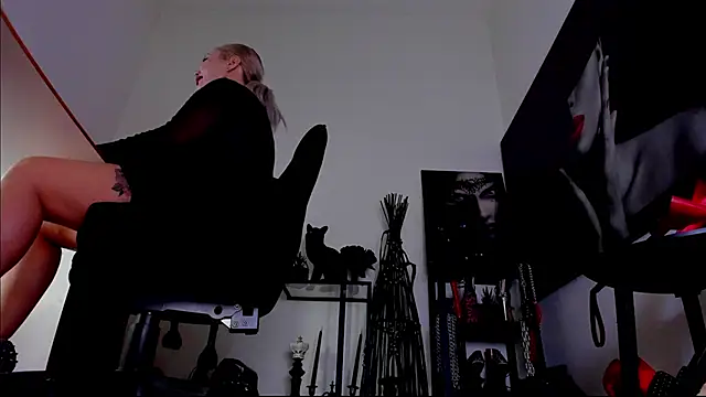 demisweet online show from 02-28-26, 08:25