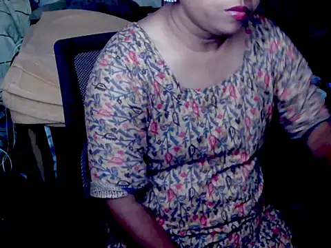 LushVamp online show from 10-18-25, 03:36