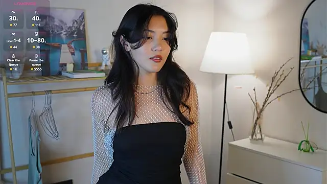 Snapshot of MoiraEger chatting on 11-04-25, 04:11 MoiraEger online show from 11-04-25, 04:11