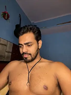 Snapshot of fireboyyyyy chatting on 10-29-25, 12:04 fireboyyyyy online show from 10-29-25, 12:04