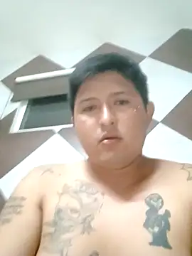 Snapshot of crees99 chatting on 10-04-25, 05:09 crees99 online show from 10-04-25, 05:09