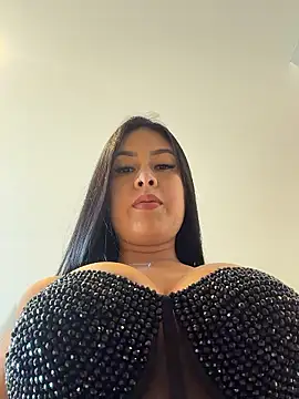 CrisMarulanda online show from 01-14-26, 09:51