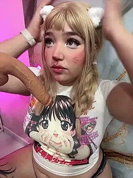 Snapshot of hinata_dolly chatting on 05-05-26, 11:35 hinata dolly online show from 05-05-26, 11:35