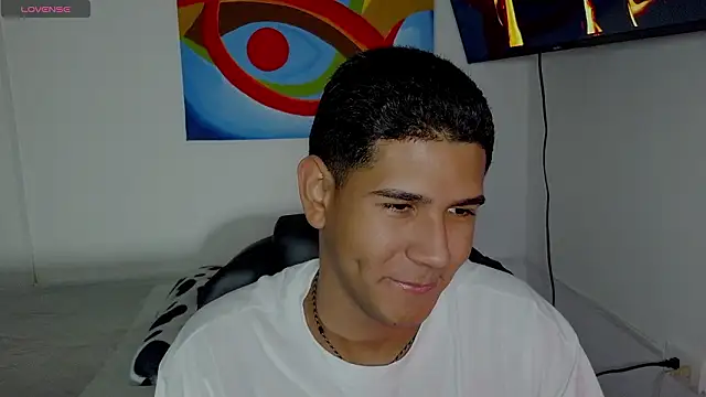 Snapshot of juanacock_1 chatting on 03-13-26, 03:00 juanacock 1 online show from 03-13-26, 03:00