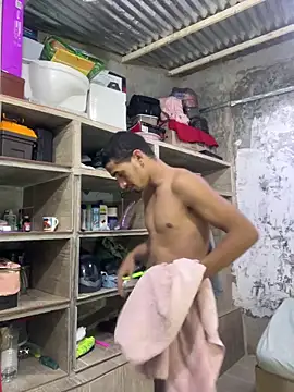 Snapshot of ikaro21 chatting on 01-17-26, 04:27 ikaro21 online show from 01-17-26, 04:27