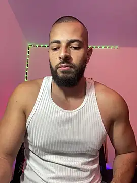 Snapshot of magnumchris chatting on 07-05-26, 10:38 magnumchris online show from 07-05-26, 10:38