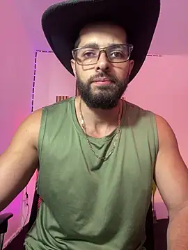 Snapshot of magnumchris chatting on 06-20-26, 08:25 magnumchris online show from 06-20-26, 08:25