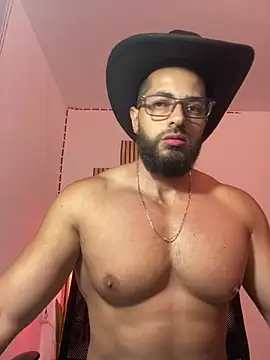 Snapshot of magnumchris chatting on 07-19-26, 02:31 magnumchris online show from 07-19-26, 02:31