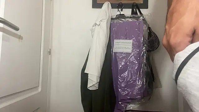 xxyongboyxx online show from 10-10-25, 05:03