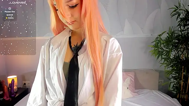 Molly Platt online show from 10-27-25, 09:21