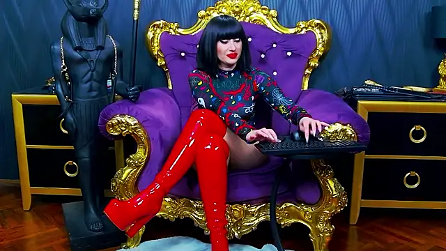 LaraMaeve online show from 03-27-26, 05:49