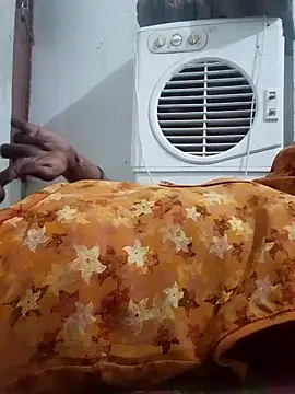 aunty sumy online show from 10-30-25, 02:04