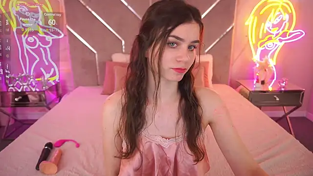 Snapshot of HeavenElle chatting on 07-03-26, 05:58 HeavenElle online show from 07-03-26, 05:58