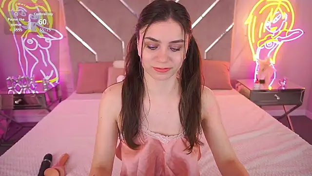 Snapshot of HeavenElle chatting on 07-07-26, 05:54 HeavenElle online show from 07-07-26, 05:54